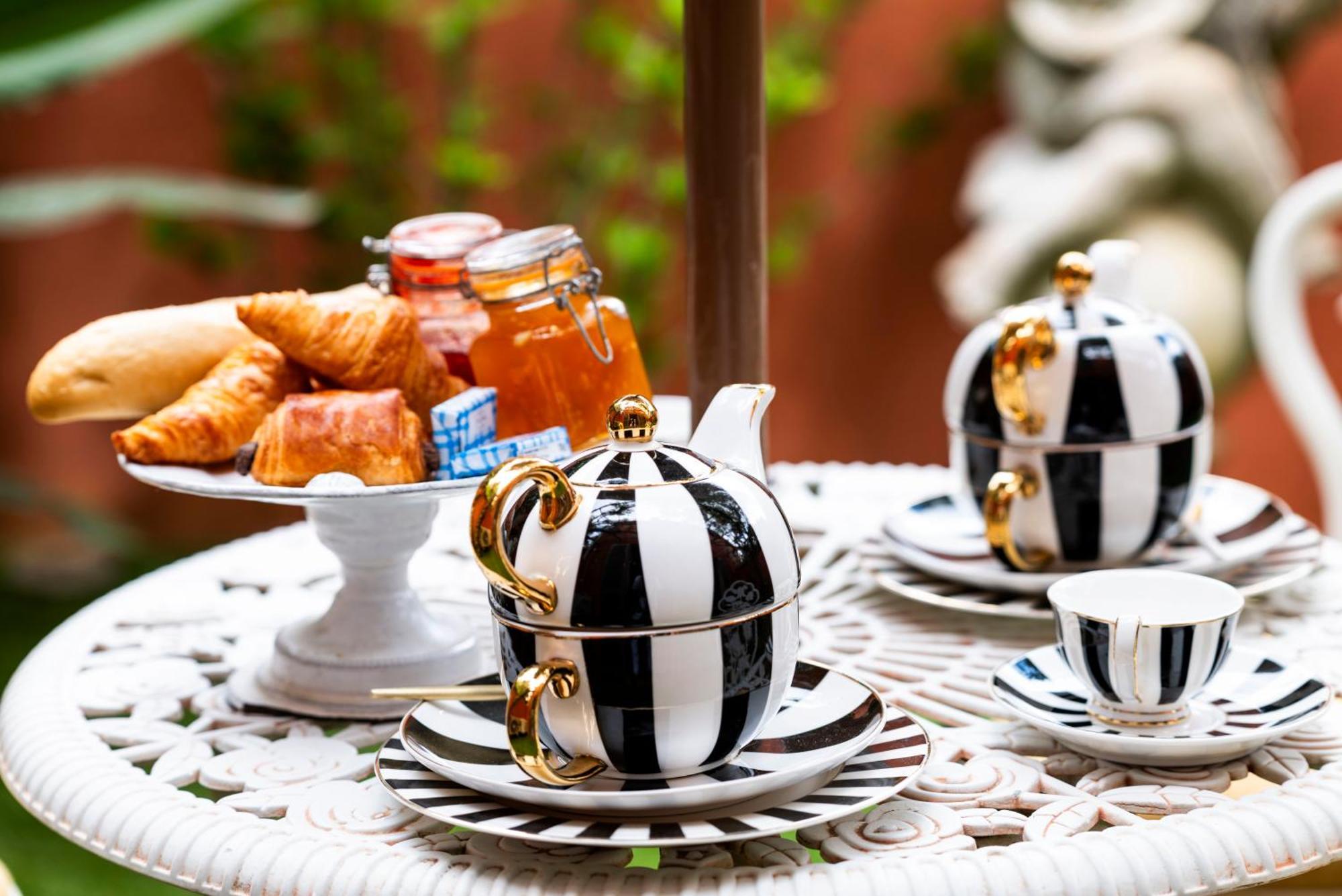 La Bravade Luxe Et Serenite Au Coeur De Saint-Tropez Suites Spacieuses Avec Jardin Enchanteur Kültér fotó